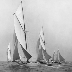 Edwin Levick - Sailboats Sailing Downwind, 1920