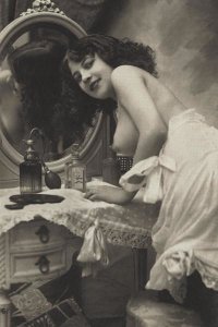 Vintage Nudes - Mirror of Desire