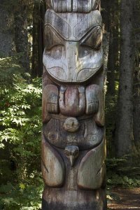 Matthias Breiter - Tlingit totem pole, Sitka National Historical Park, Alaska