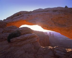 Tim Fitzharris - Mesa Arch at sunset from Mesa Arch Trail, Canyonlands National Park, Utah