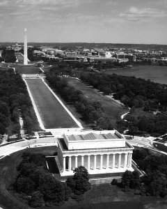 Carol Highsmith - National Mall, Lincoln Memorial and Washington Monument, Washington D.C. - Black and White Variant
