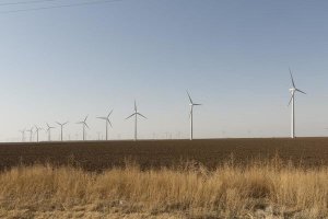 Carol Highsmith - A wind-turbine farm near the city of Snyder in Scurry County, TX