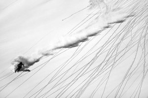 Lorenzo Rieg - Skiing Powder