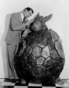 Hollywood Photo Archive - Cary Grant - Alice in Wonderland