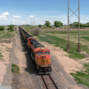 Carol Highsmith - A long, passing freight train in rural Otero County, Colorado, 2015