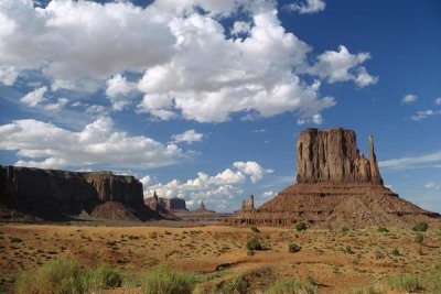 Tim Fitzharris - Landscape view, Monument Valley Navajo Tribal Park, Arizona