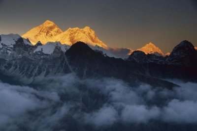Colin Monteath - Mount Everest, Lhotse and Makalu in the evening, from Gokyo Ri, Khumbu, Nepal