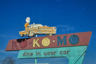 John Margolies - Ko-Ko-Mo Dine In Your Car sign, Routes 79 and 80, Bossier City, Louisiana