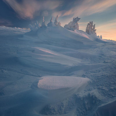 Valeriy Shcherbina - One Frosty Sunrise