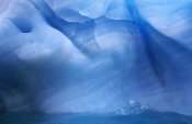 Flip De Nooyer - Ancient blue iceberg, detail, Antarctica