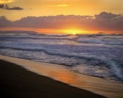 Tim Fitzharris - Sunset over Polihale Beach, Kauai, Hawaii