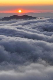 Albert Lleal - Sunrise over mountain and clouds, Spain