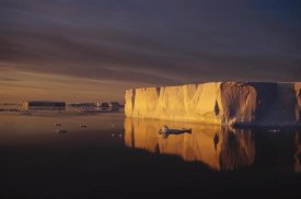 Tui De Roy - Tabular icebergs at sunrise, Antarctic Sound, Antarctica