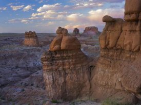 Tim Fitzharris - Molly's Castle seen from Goblin Valley, Utah