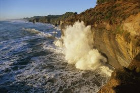 Harley Betts - Swells at high tide against sandstone cliffs, Tongaporutu, New Zealand