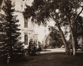 Carleton Watkins - Thurlow Lodge, Menlo Park, California - Lawn and House, 1874