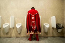 Nikolaitsch - ItS Good To Be King!