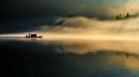 Hua Zhu - Fog Sprinkle The East River