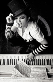 Helena Platonova - Alice