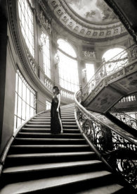 Haute Photo Collection - Femme sur l'escalier