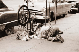 Angelo Rizzuto - Bicycle Pitstop, New York City, 1954
