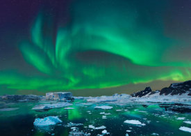 Pangea Images - Aurora Borealis, Iceland