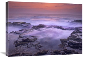 Tim Fitzharris - Ocean and lava rocks at sunset, Pu'uhonua, Hawaii