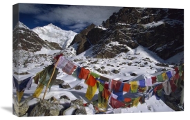 Colin Monteath - Prayer flags at five thousand meters, Gotcha la, Kangchenjunga, India