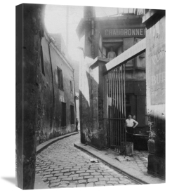 Eugène Atget - Paris, 1911 - Metalworker's Shop, passage de la Réunion
