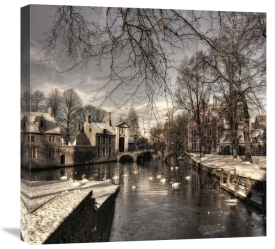 Yvette Depaepe - Bruges In Christmas Dress