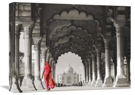 Pangea Images - Woman in traditional Sari walking towards Taj Mahal (BW)
