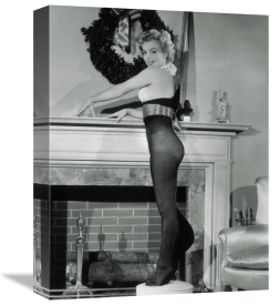 Hollywood Photo Archive - Marilyn Monroe - Christmas Stockings
