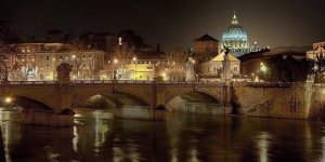 Vadim Ratsenskiy - Rome at night