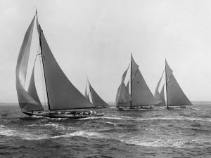 Edwin Levick - Sloops at Sail, 1915