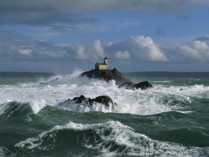 Jean Guichard - Phare de Tevennec, mer d'Iroise