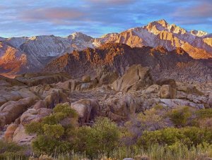 Tim Fitzharris - Sun illuminating the Alabama Hills, California