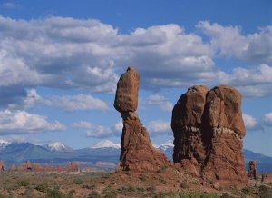 Tim Fitzharris - Balanced rock under cloudy skies, Arches National Park, Utah