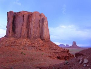 Tim Fitzharris - Elephant Butte from North Window viewpoint, Monument Valley, Arizona