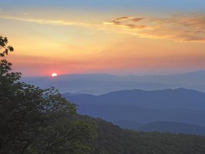 Tim Fitzharris - Sunset over the Pisgah National Forest from the Blue Ridge Parkway, North Carolina