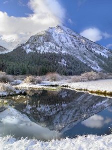 Tim Fitzharris - Phi Kappa Mountain reflected in river, Idaho