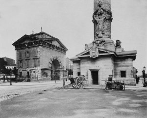 Eugène Atget - Paris, 1903-1904 - Ancienne Barrière du Trône (Tollbooth Pavilion and Column)