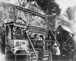 Eugène Atget - Paris, 1898 - Animal Circus, Fête des Invalides