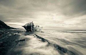 Inigo Barandiaran - Defeated By The Sea