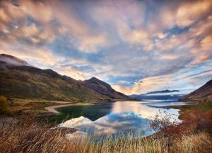 Yan Zhang - Morning Delight At Lake Hawea