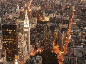 Michel Setboun - Aerial view of Manhattan with Flatiron Building, NYC