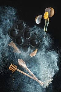 Dina Belenko - Kitchen Mess: Honey Muffins