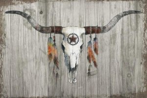 Avery Tillmon - Longhorn on Dark Gray Wood