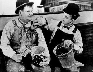 Hollywood Photo Archive - Laurel & Hardy - Towed in a Hole, 1936