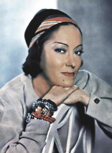 Hollywood Photo Archive - Gloria Swanson