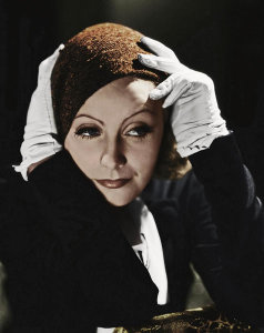 Hollywood Photo Archive - Greta Garbo